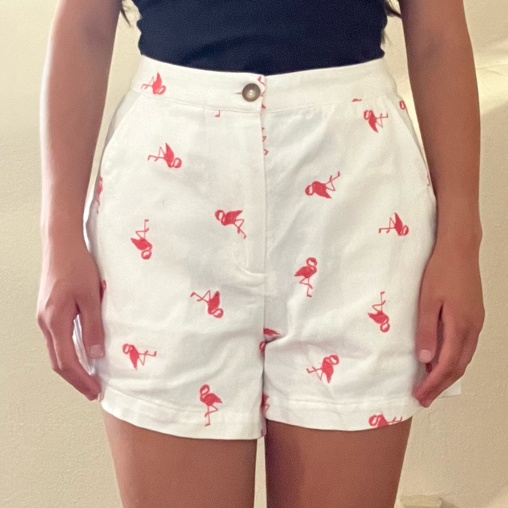 JUN & IVY White High Rise Embroidered Flamingo Shorts Size Small NWT